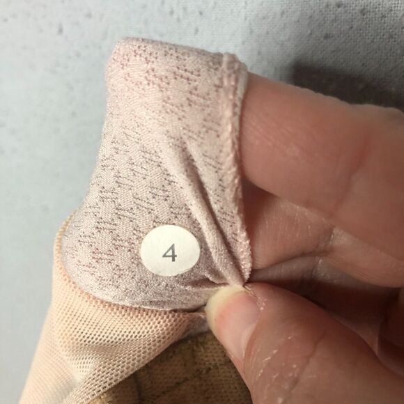 Lululemon Size 4 Hot Spell Tank Bordeaux Drama Pretty Pink - Picture 9 of 9